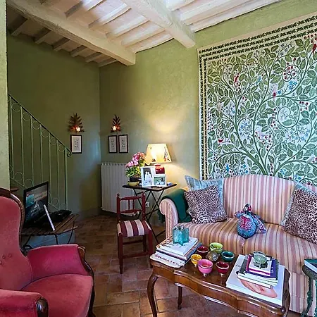 Villa Romantic Retreat With Pool *