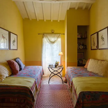 Romantic Retreat With Pool Villa