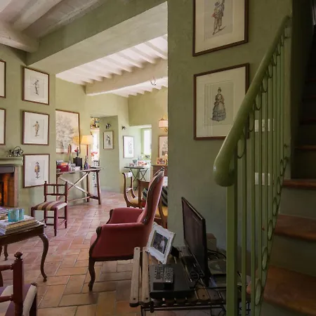 Romantic Retreat With Pool Villa