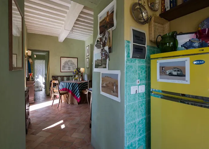 Romantic Retreat With Pool 코르토나